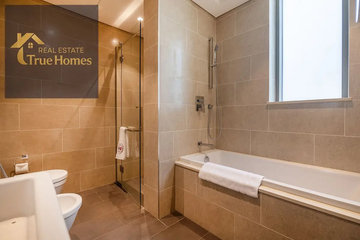 Tub and rain shower