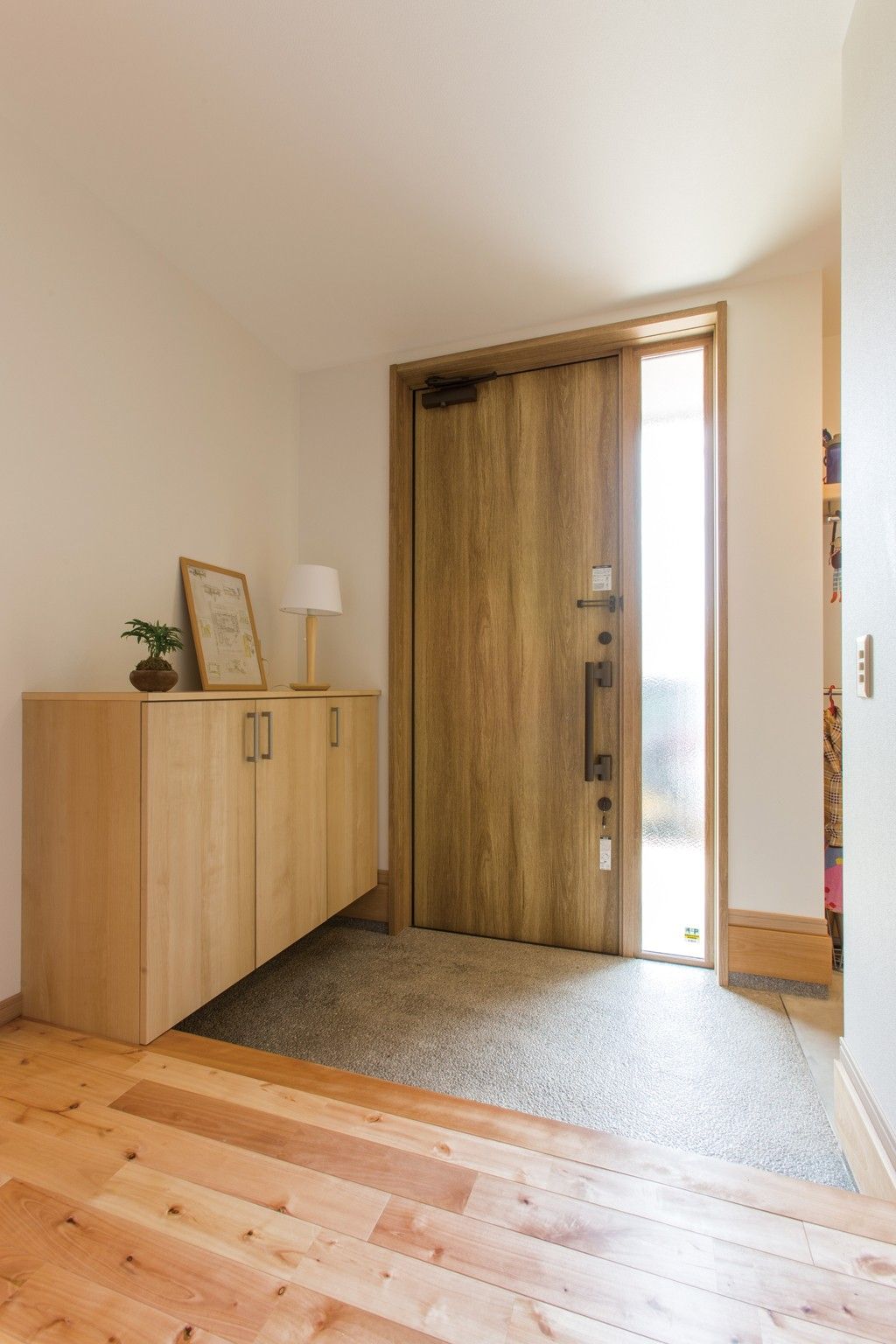 Genkan shoe-off entry vestibule